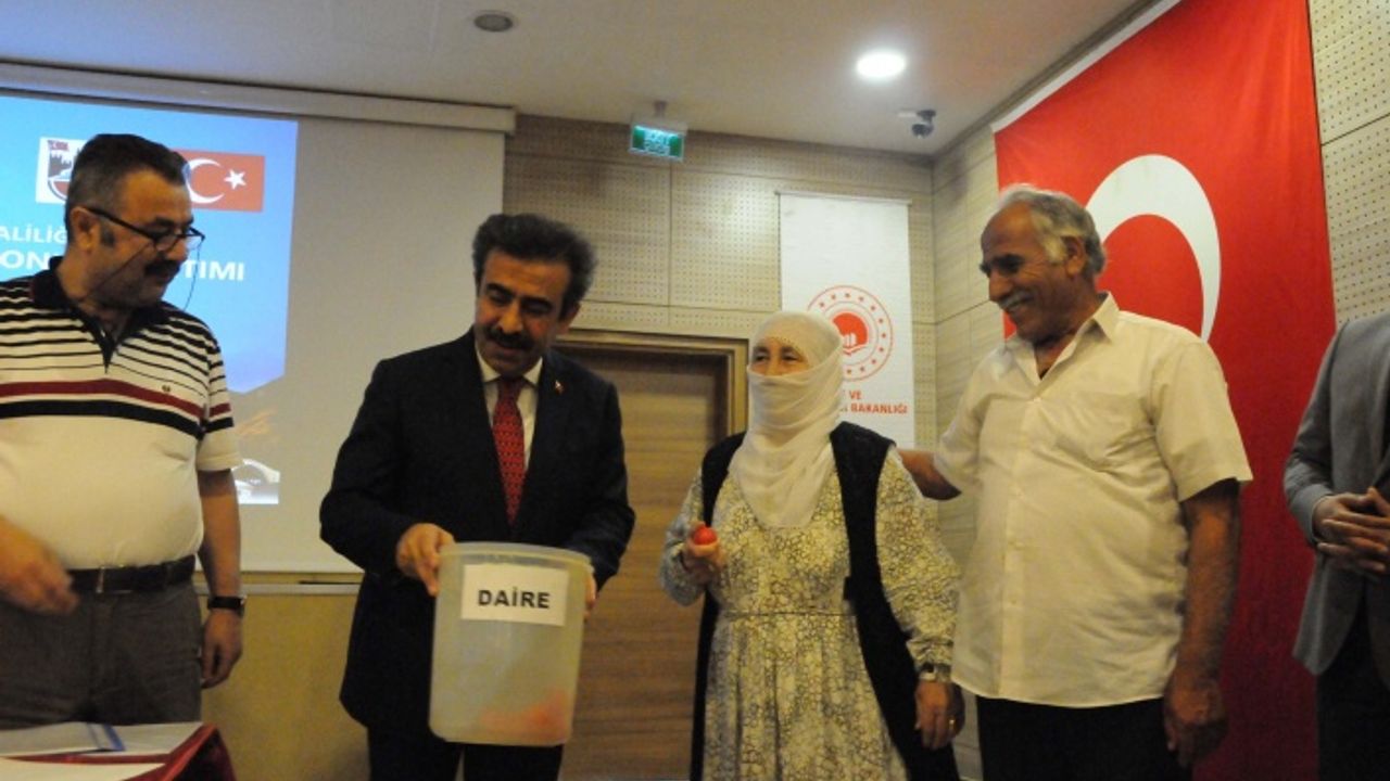 Diyarbakır Sur'da Kura Töreni