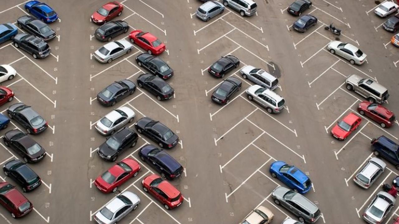 Site ve Apartmanlarda Otopark Sorunu Nasıl Çözülür?