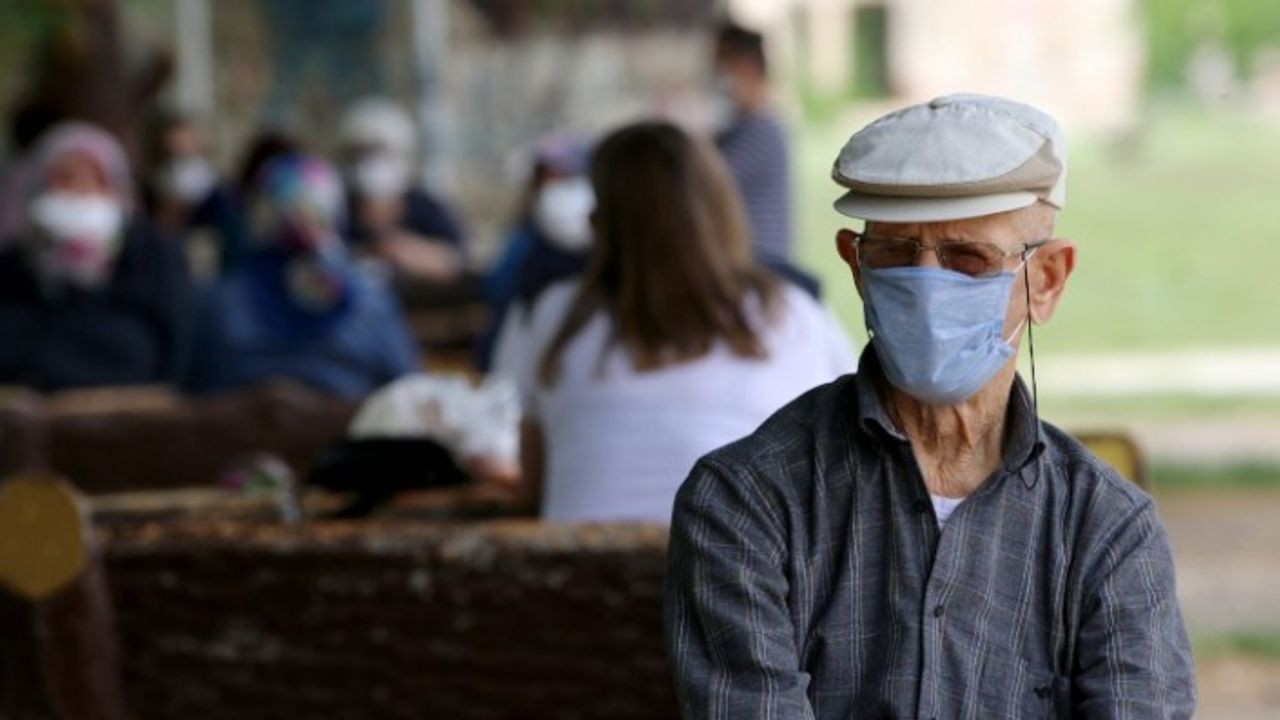65 Yaş Üstü için Tapu Devrinde İstenen Belgeler Nelerdir?