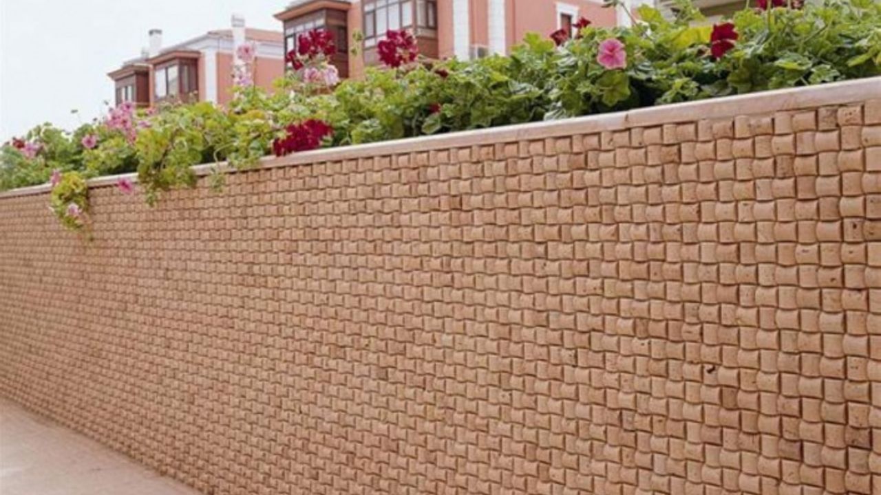 Bahçe Duvarı Yüksekliği En Fazla Ne Kadar Olabilir?