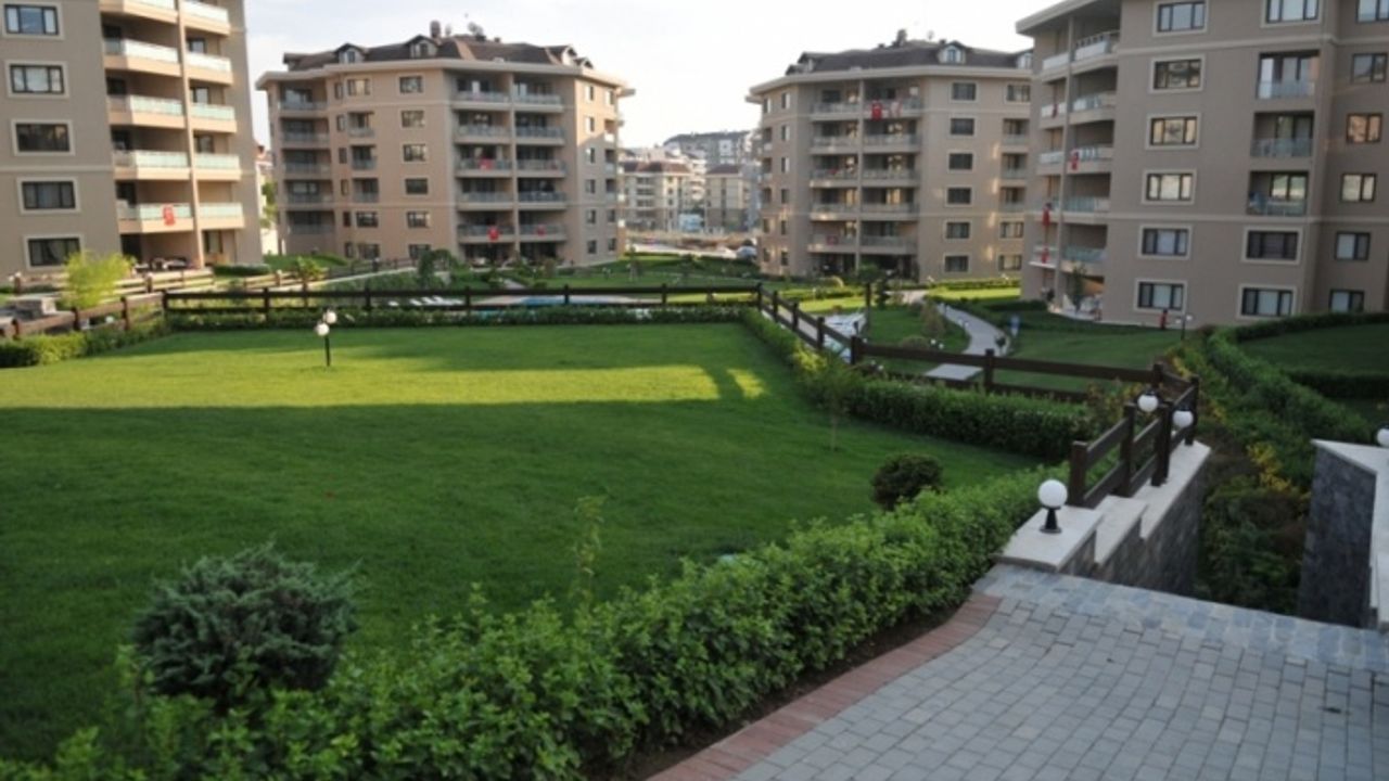 Apartman Bahçesi Zemin Kata mı Ait?