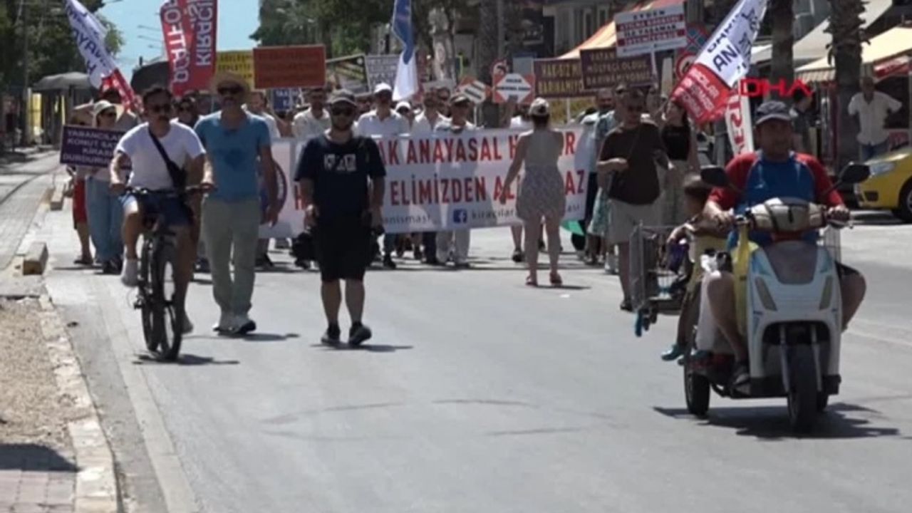 Antalya'da Kiracılar Yüksek Kiralara Karşı Yürüdü