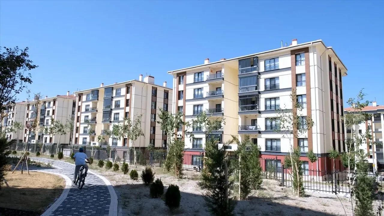 TOKİ 81 İlde 500 Bin Sosyal Konut İnşa Edecek