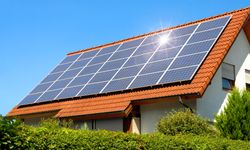 Çatılarda Güneş Enerjisi Kurulumu Zorunlu Oluyor