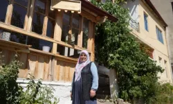 Bayburt’ta 44 Yıldır Kirada Oturduğu Evi “Saraya” Çevirdi