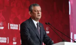 Özgür Özel'den Barınma Krizi Hamlesi: Genç Kiracılar için Yasa Önerisi