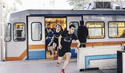 İstanbul Metrosunda Nefes Kesen Yarış