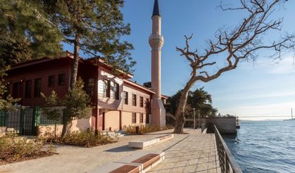 Kalyon Vakfı'nın restore ettiği Vaniköy Camii İbadete Açıldı