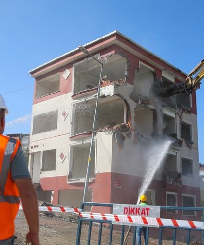 Kentsel Dönüşümde Yeni Dönem: Karar Alma Süreci Hızlanıyor, Engeller Kalkıyor