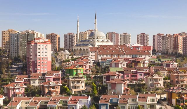 Buğra Gökce : Yabancıya Konut Satışı Askıya Alınsın