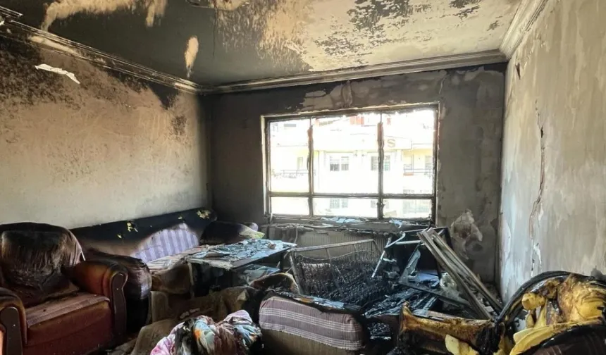 Tahliye Davasını Kaybeden Kiracı Evi Ateşe Verdi