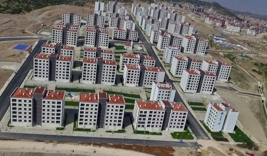 Konut Satışları Neden Artıyor? İstatistikler Yükseliyor Ama Pazar Kilit Altında