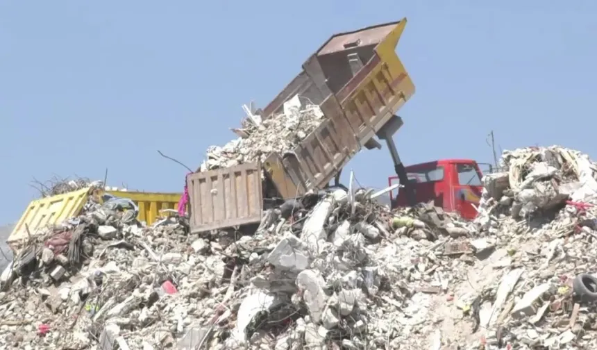 Afet Atık Mezarlığı Alanları Gündemde: 110 Milyon Ton İnşaat Atığı