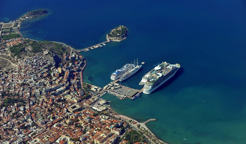 Kuşadası'na İlgi Artıyor