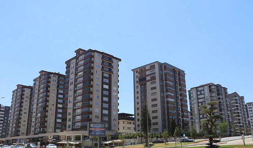 Farkında Olmadan İmzaladıkları Tahliye Taahhütnamesi Evsiz Bıraktı