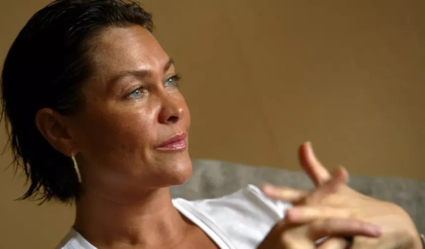 Hülya Avşar’ın Serveti Gündemde: Yurt Dışında Mülk, Türkiye’de Lüks Villalar