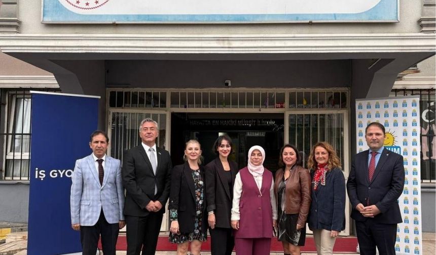 Tohum Otizm Vakfı'nın “Her Sınıf Bir Tohum” Projesi ile Bir Özel Eğitim Sınıfı Daha İş GYO'nun Katkısıyla Yenilendi